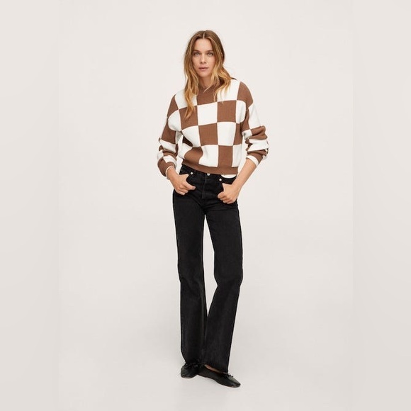 Mango Women’s Brown and White Checks Knitted Sweater - Picture 6 of 14